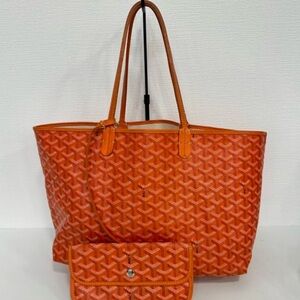 ***SOLD***Used authentic Goyard good condition St. Louis PM tote